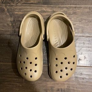 NWOT tan crocs